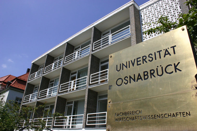 Fachbereich Wirtschaftswissenschaften in der Rolandstraße Fachbereich Wirtschaftswissenschaften in der Rolandstraße